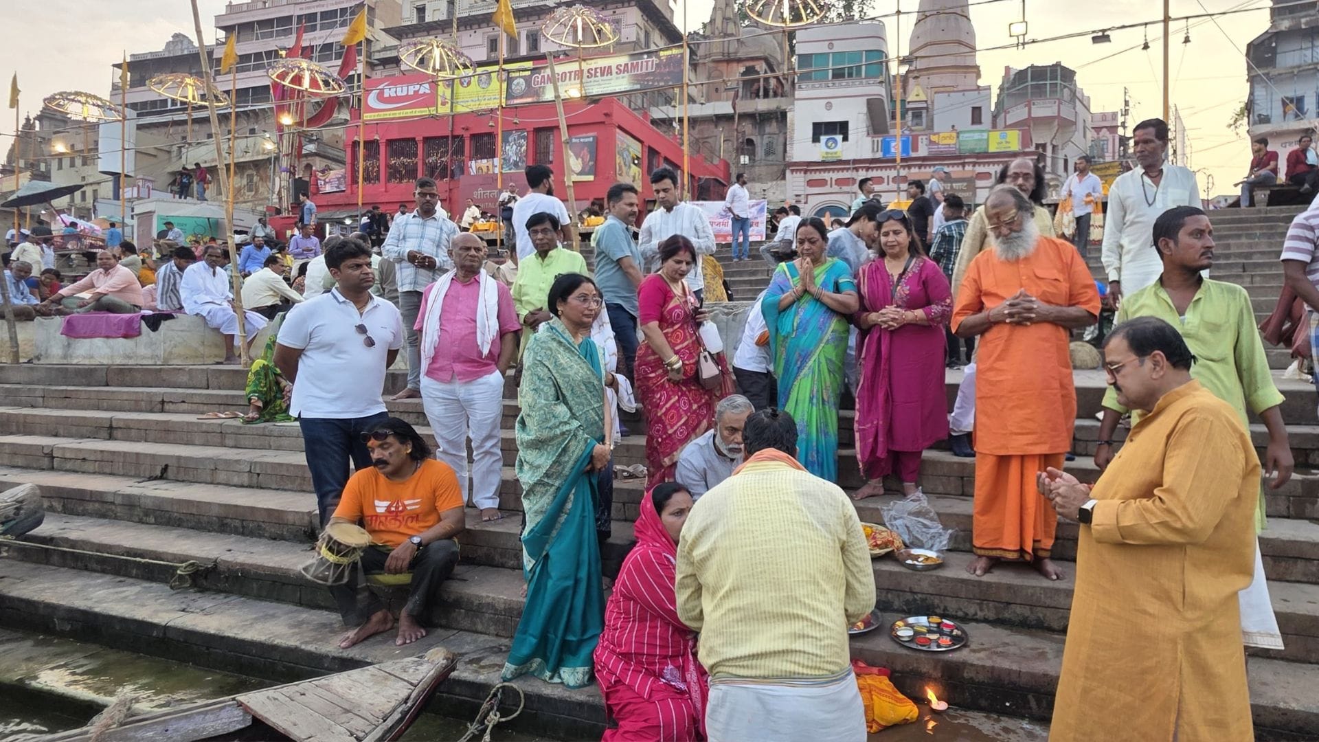 Ganga Saptami 2025 saree and garland of crossbones offered to Maa Ganga in varanasi