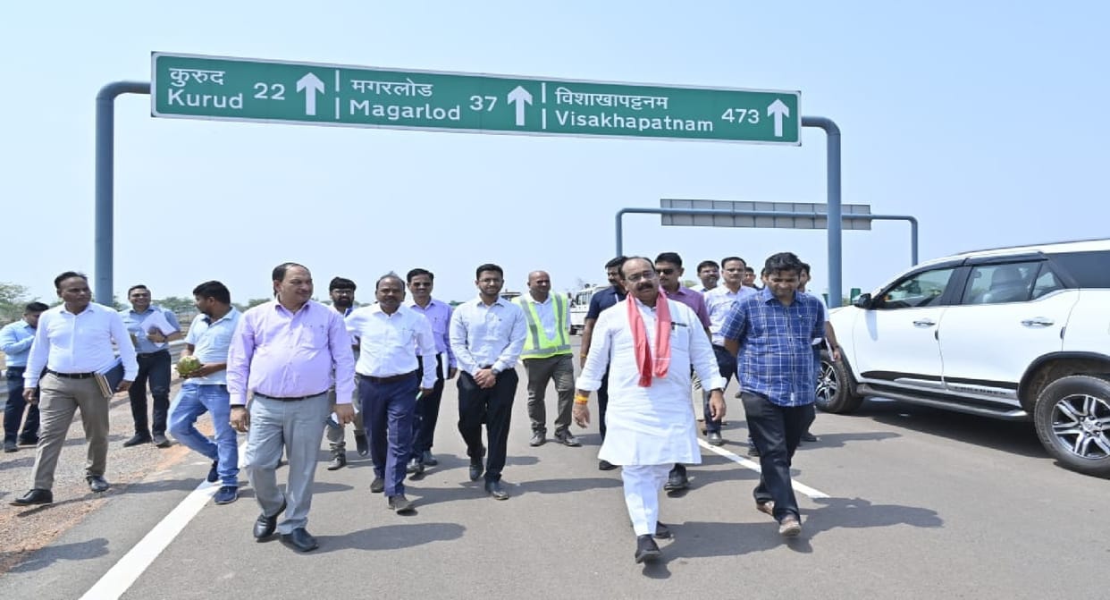 Deputy Chief Minister Arun Saw conducted a surprise inspection of the work of Raipur-Visakhapatnam Expressway