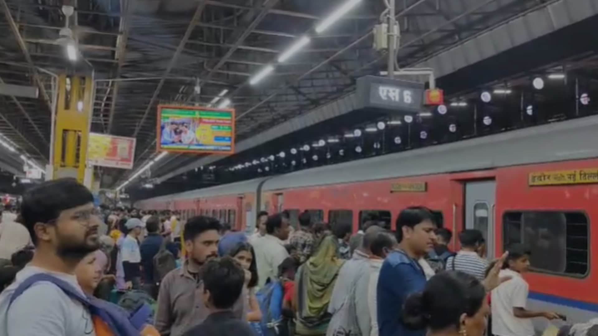 How to Get Confirmed Train Tickets for Diwali and Chhath Puja Complete IRCTC Booking Process Explained