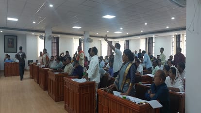 नगर निगम सदन, आगरा