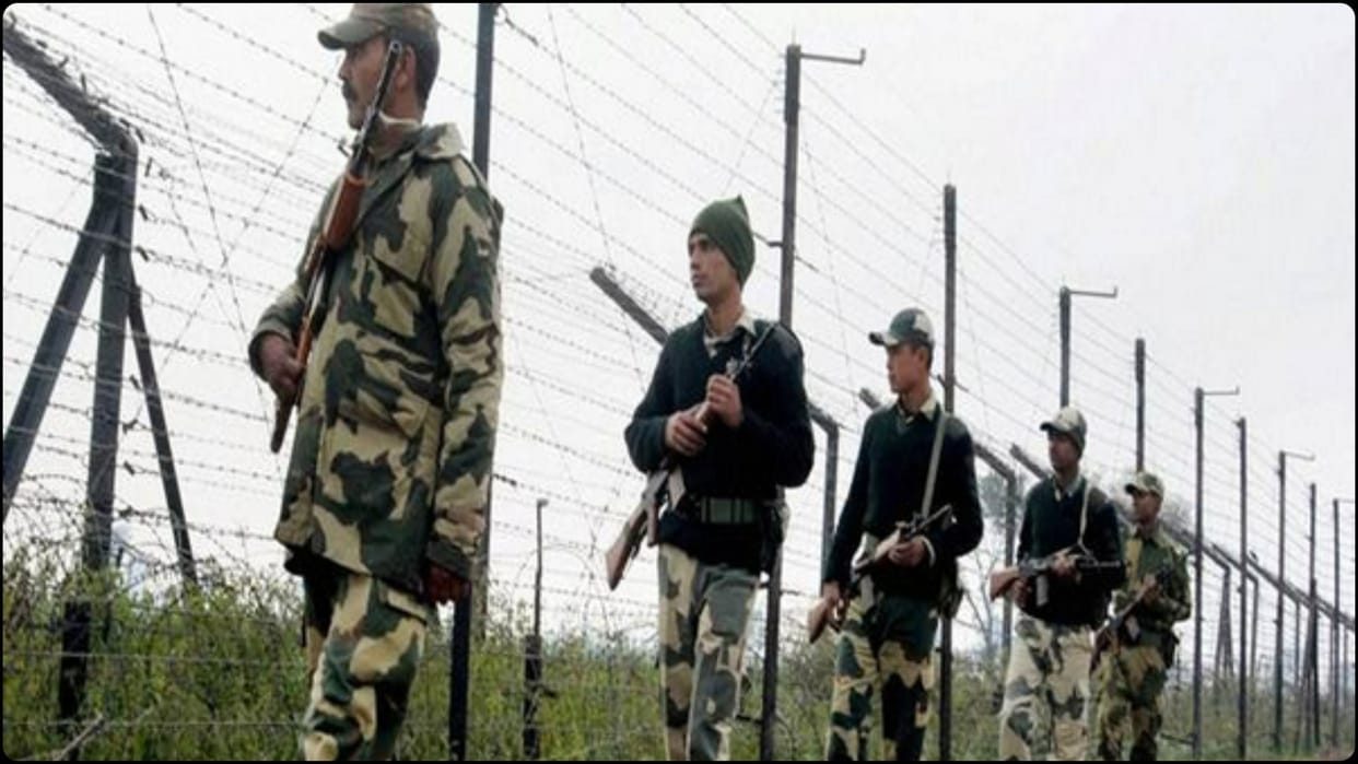 Pakistani Ranger apprehended by BSF from international border in Rajasthan, News in Hindi
