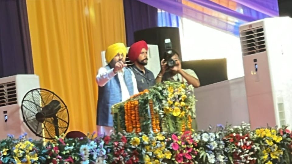 Punjab CM Bhagwant mann and arvind kejriwal in Jalandhar all update