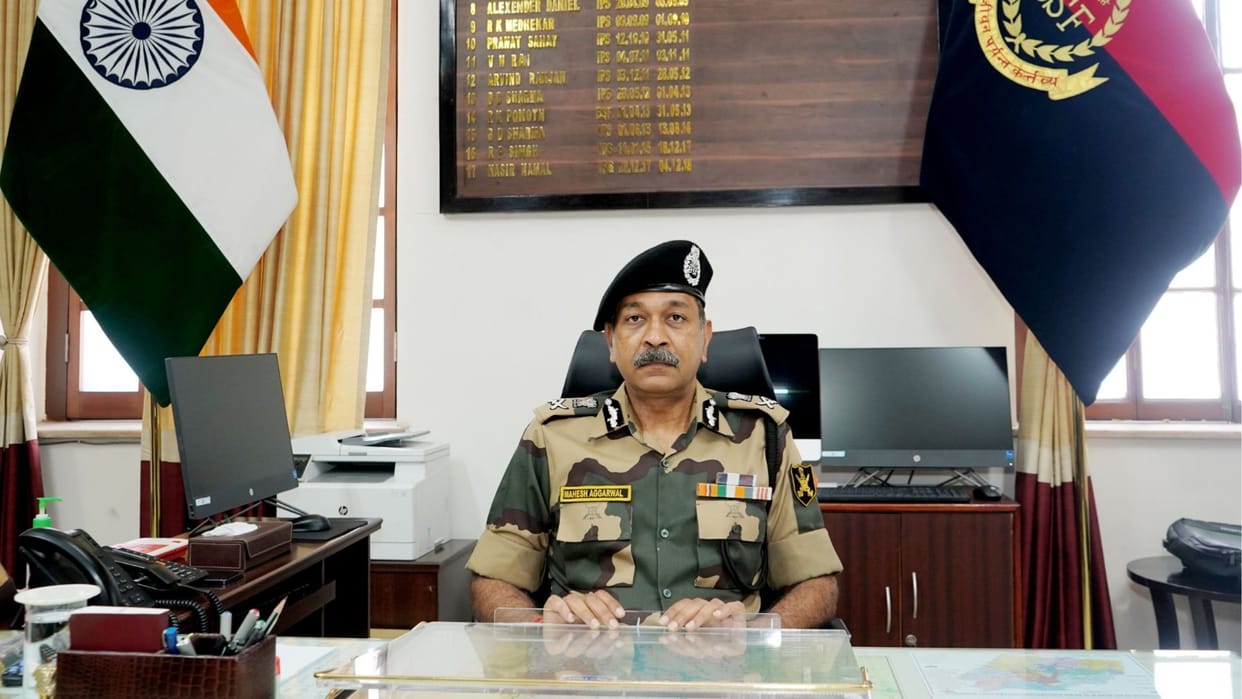 Senior IPS officer Mahesh Aggarwal took charge as ADG of BSF Eastern Command