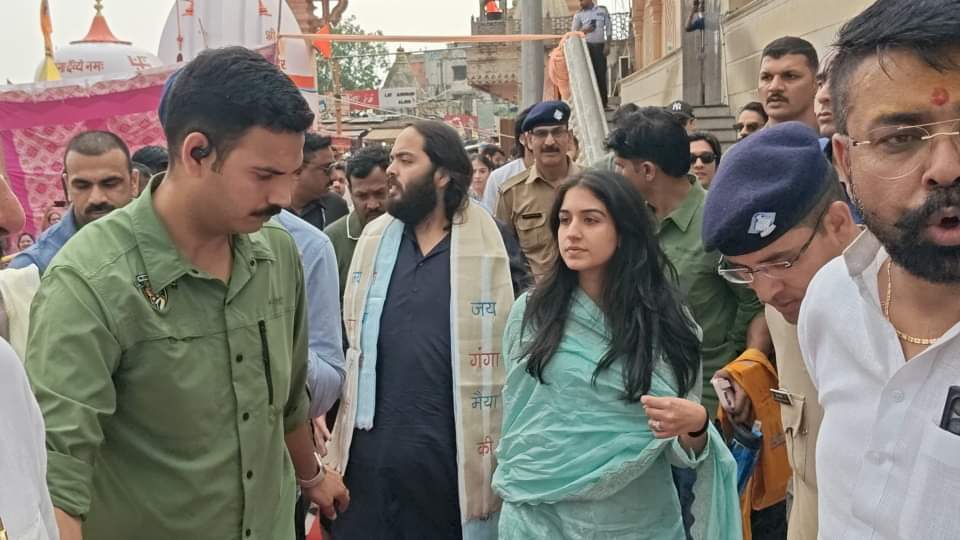 Anant Ambani reached Haridwar Har ki Pauri with wife Radhika Merchant perform Ganga puja