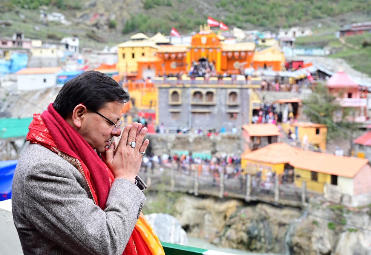 Uttarakhand Pushkar Singh Dhami Became First CM who present when Chardham doors opened