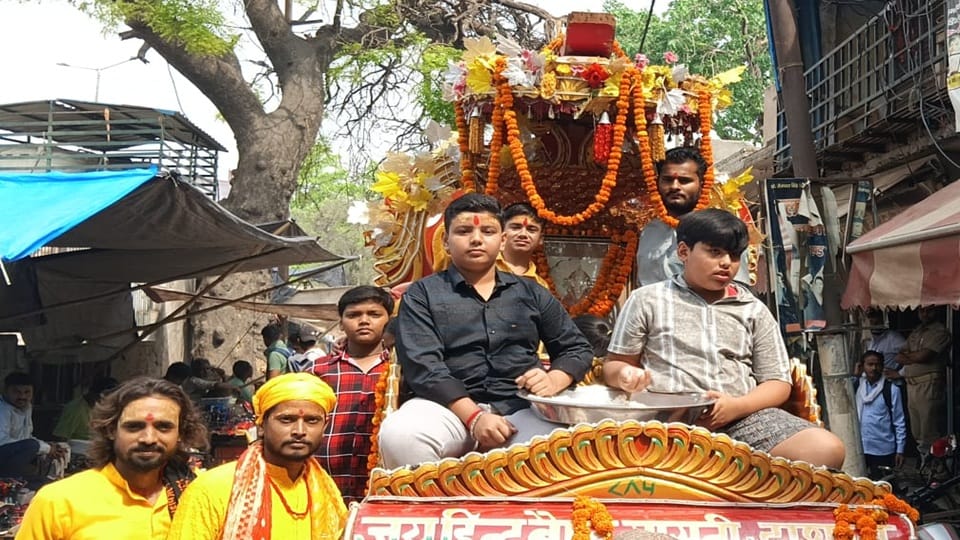 Ganga procession taken out in Sasni