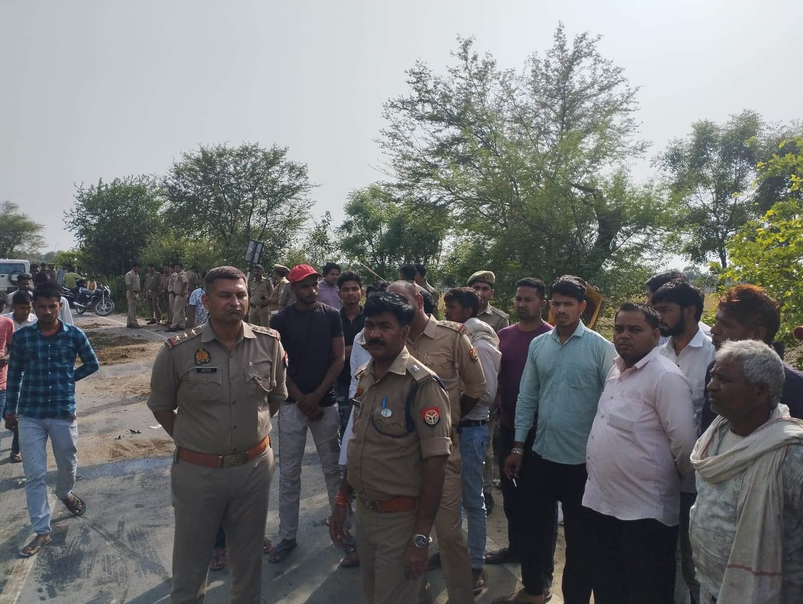 Four people including three brothers died in Mathura road accident