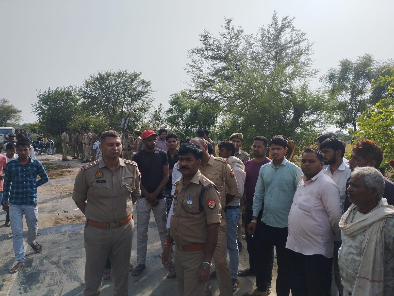 Four people including three brothers died in Mathura road accident