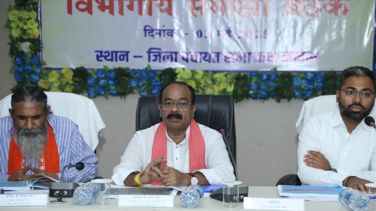 Deputy CM Saw reviewed the development works by holding a meeting with the officials in Chhattisgarh