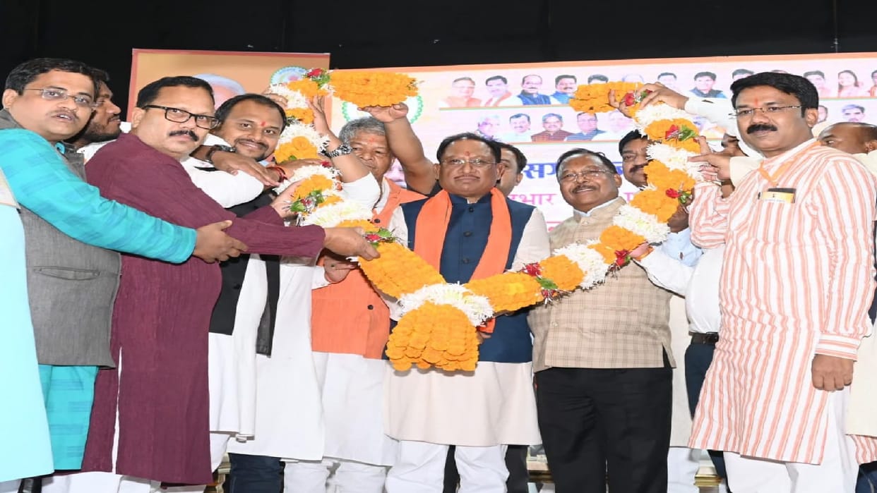 CM Sai attended ceremony of taking charge of newly appointed chairman of CG Weavers Development Board