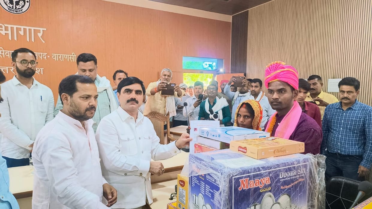 Under the Chief Minister's mass marriage scheme 46 couples took seven rounds