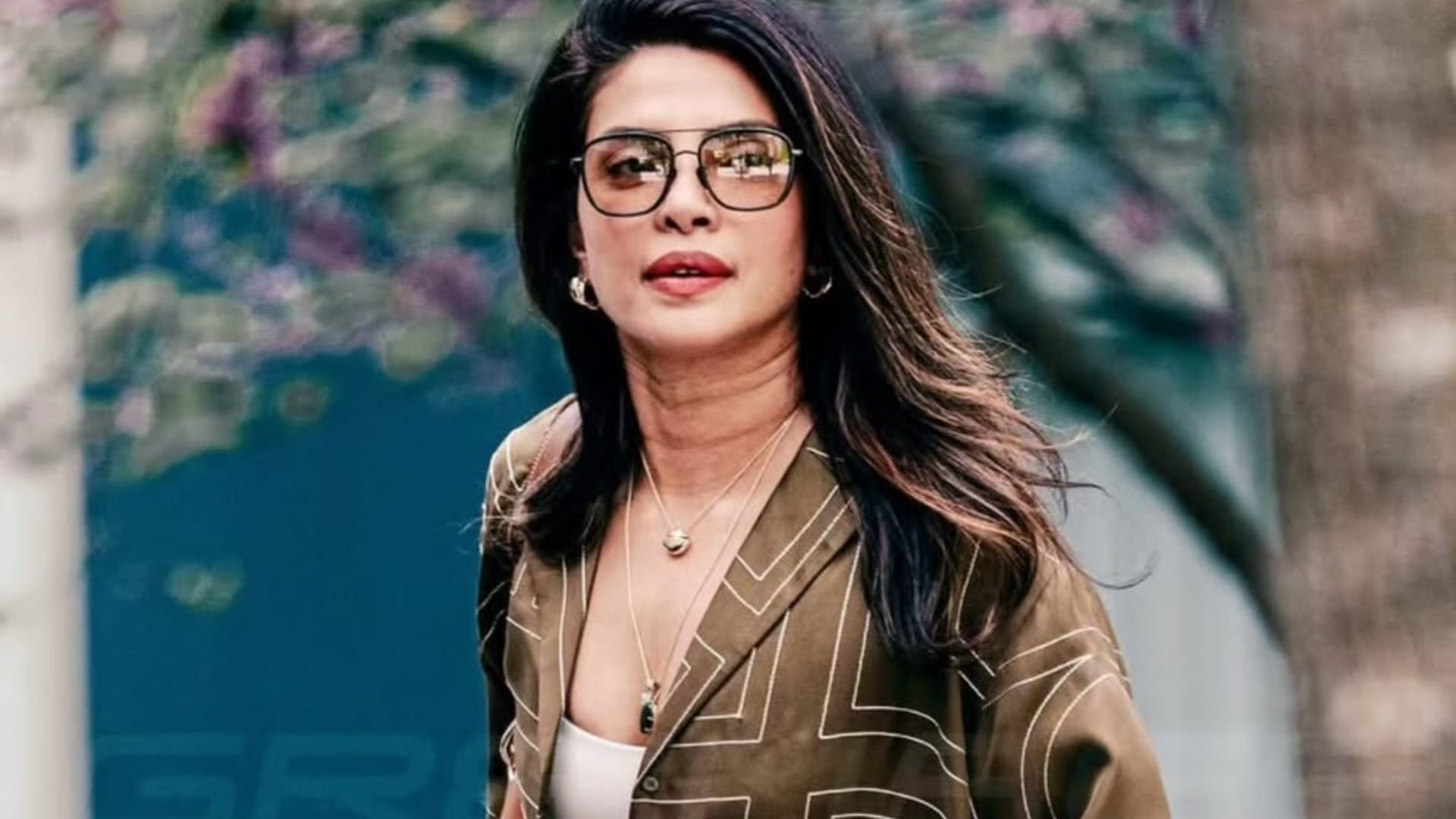 Priyanka Chopra reaction on dont look for virgin wife remark