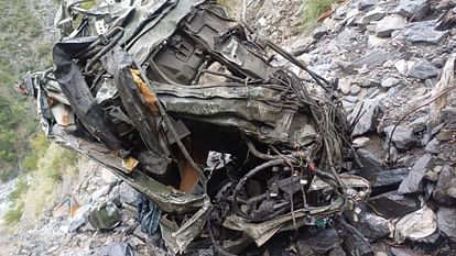 Three army jawans died after an Army truck rolled down into a gorge in Battery Chasma area between Ramban