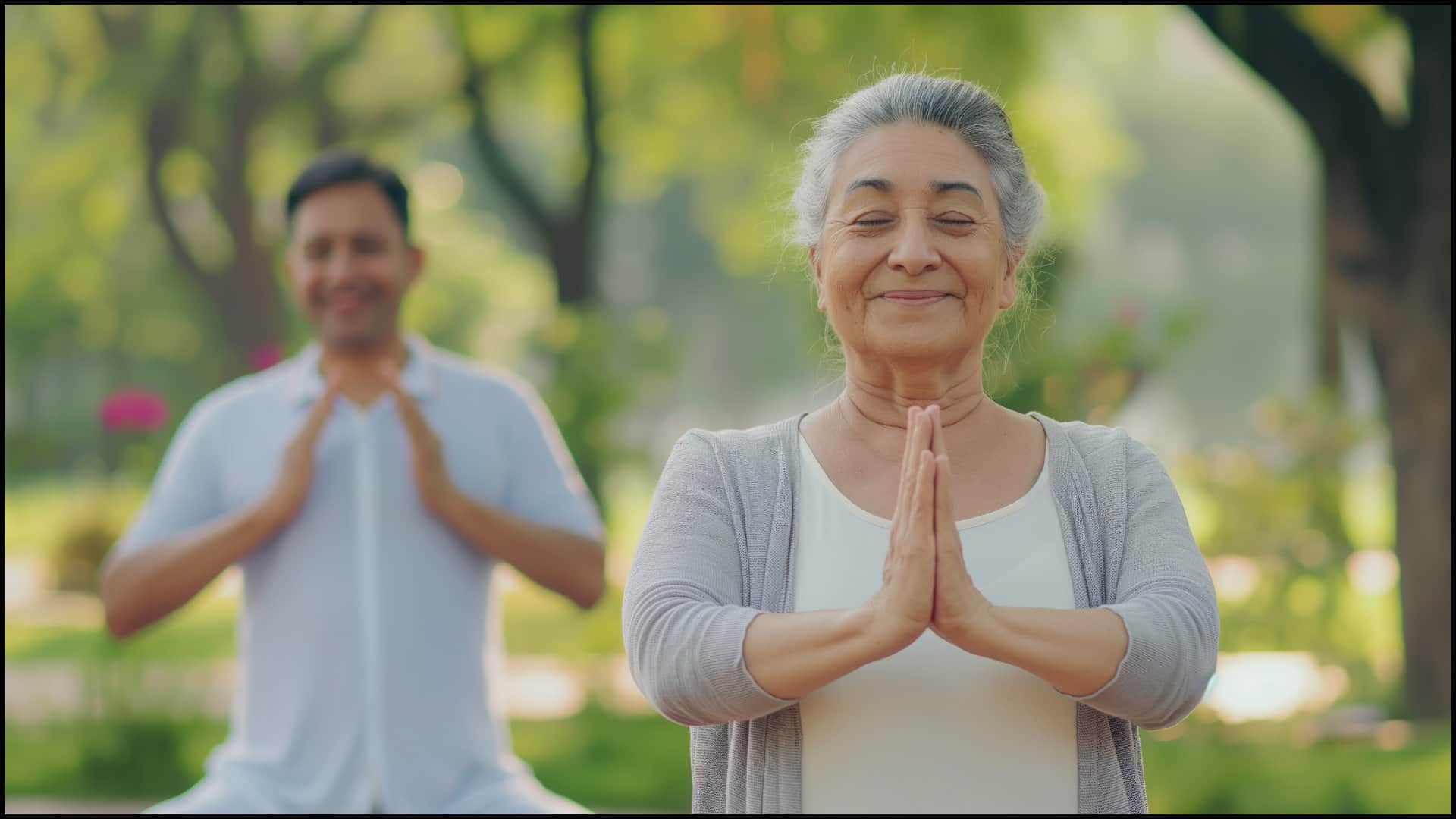 बुजुर्गों के लिए चेयर योग के फायदे