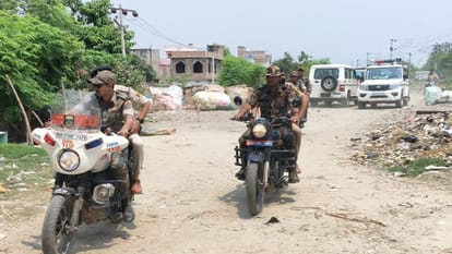 Bihar News : loot by putting knife on girl's neck begusarai bihar police