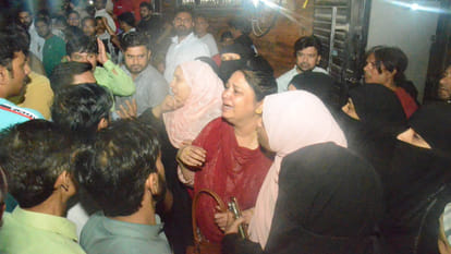 A couple and their three daughters died in the Chamanganj fire incident