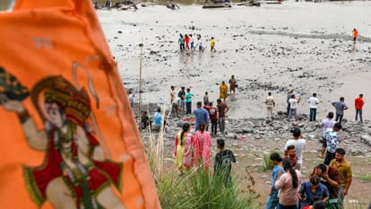 Police warned people against crossing Chenab river on foot in Akhnoor sector of Jammu
