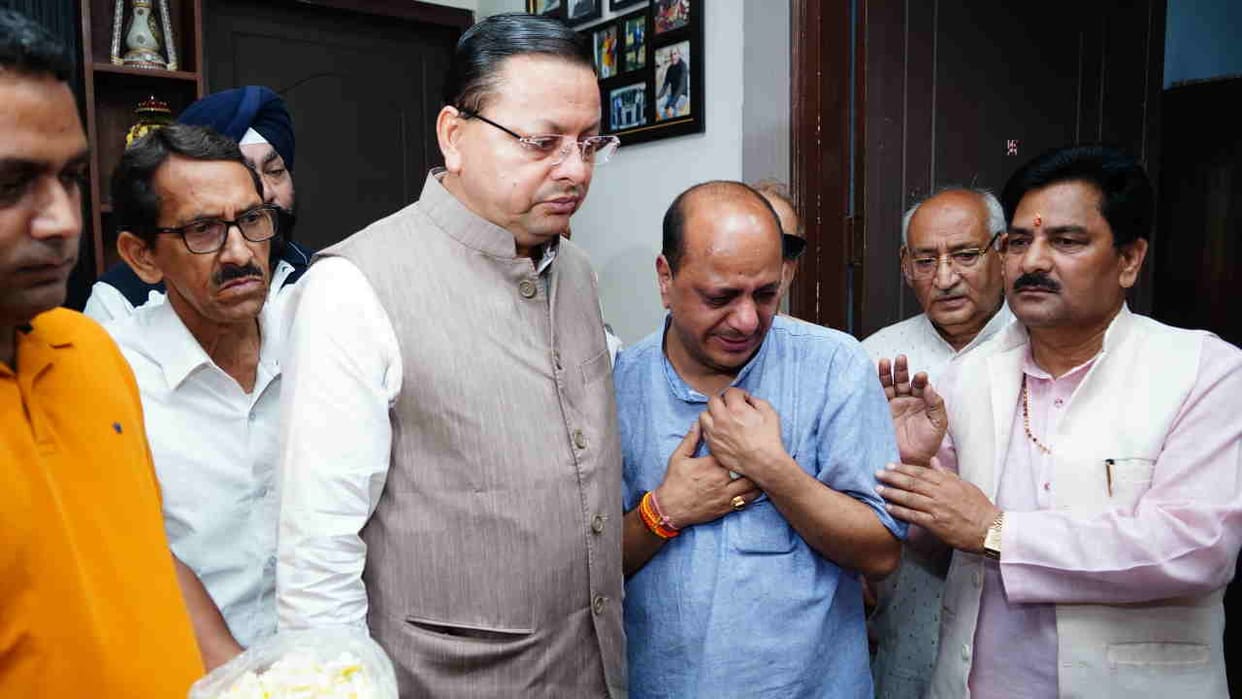 CM Dhami expressed deep condolences on demise of BJP state media in-charge Manveer Chauhan wife
