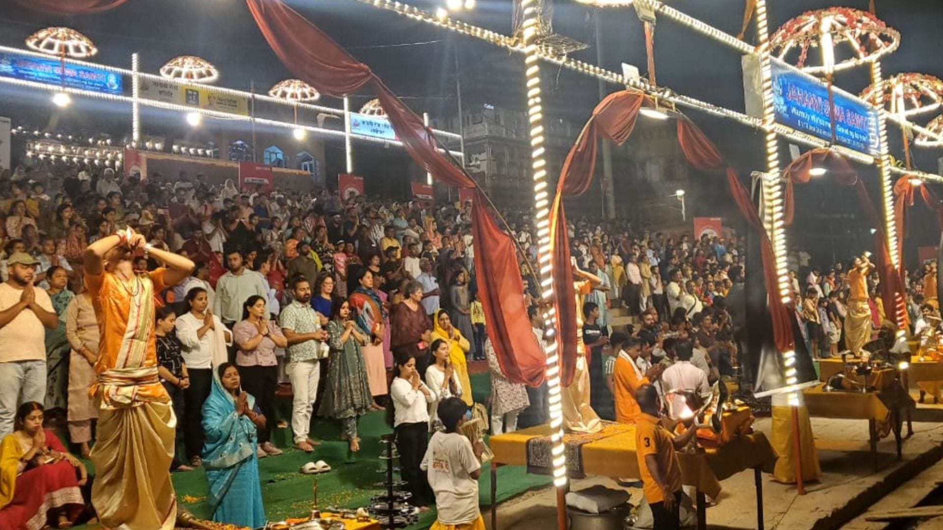 Kashi nagari gautam buddha kabirdas tulsidas ravidas madan mohan malviya jaishankar munshi premchand