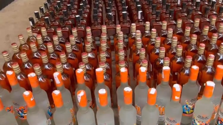 Uttarakhand: अवैध शराब पर अंकुश लगाने के लिए सड़क पर उतरी स्पेशल 98, आबकारी विभाग में 14 महिला SI की तैनात