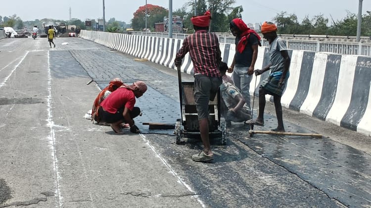 Bihar: सात सालों बाद भी नहीं मिला गंडक नदी के नये पुल से आवागमन, निर्माण के 2 माह बाद ही हो गया था क्षतिग्रस्त