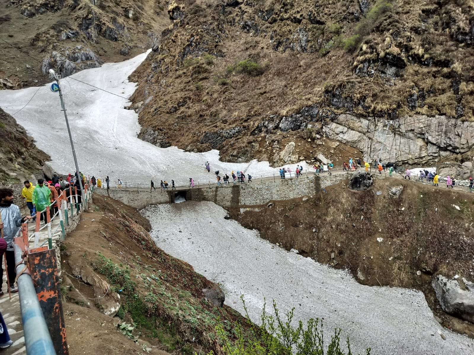 Kedarnath Yatra 2025 Number of visitors Pilgrims crossed one lakh Today in three Days