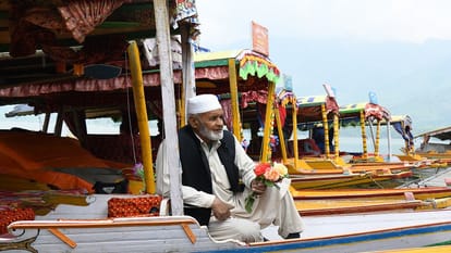 Pahalgam full of tourists again 20 people arrived from Mumbai