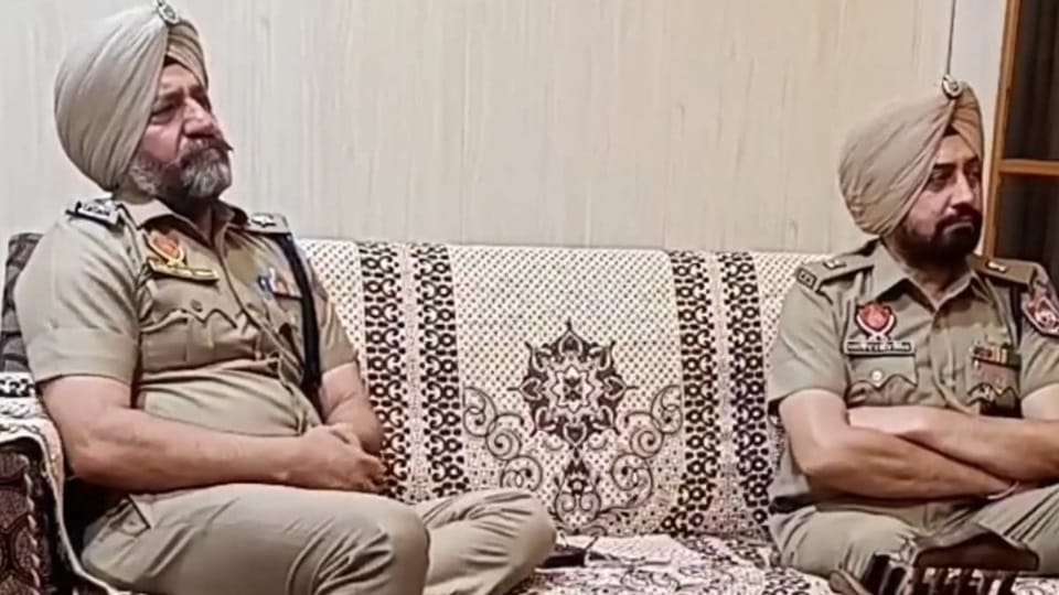 Faridkot police placed BKU Ekta Sidhpur provincial president Jagjit Singh Dallewal under house arrest