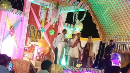 Unique wedding in jaunpur bride reached groom house with grand barat