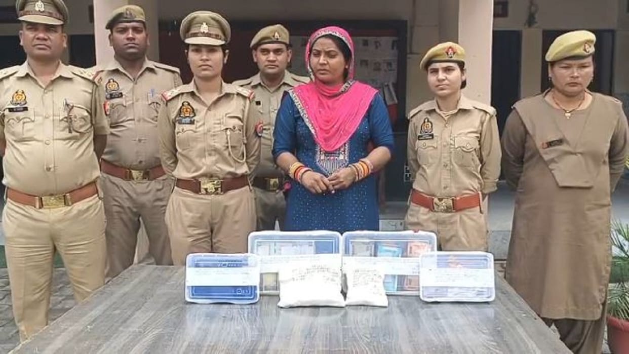 Woman smuggler arrested with brown sugar near India-Nepal border in Lakhimpur kheri