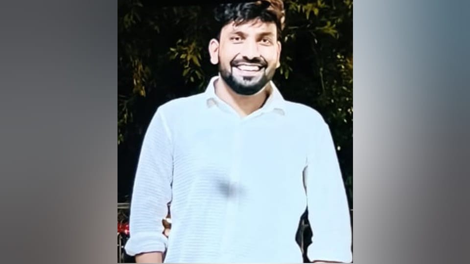 Aligarh lovers had relations before suicide teacher died half an hour after death of minor student