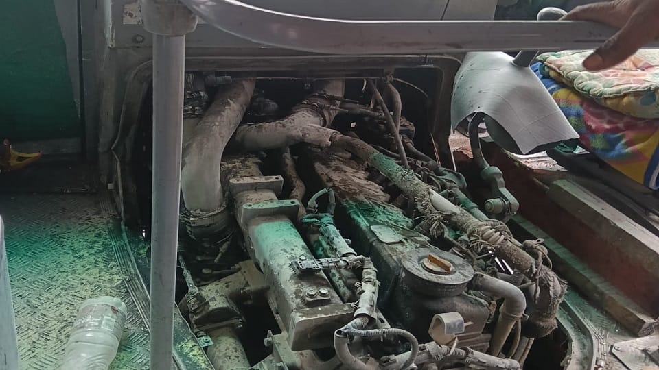 The engine of the roadways bus caught fire as soon as it reached the station in almora
