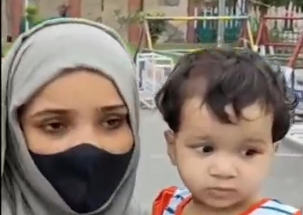 Sana from sardhana Meerut sent back from border, Two Child to stay with father in Pakistan
