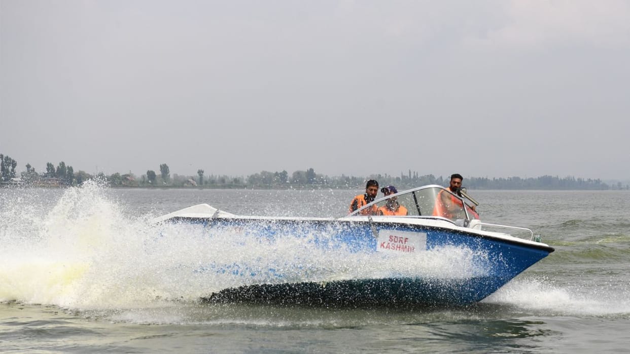 Mock drill will be conducted tomorrow in 20 cities of Jammu and Kashmir.
