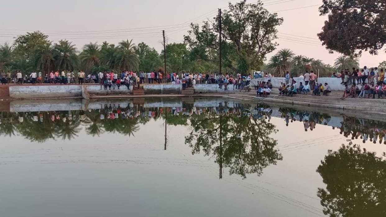 Dead body found in the pond of Gauraiya Tirtha Dham balod