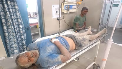 Baghpat: Gate under construction of colony collapsed, young man died after getting buried under debris