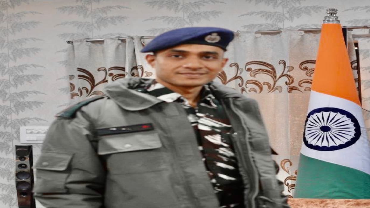 CRPF Assistant Commandant Sagar Borade lost his left leg in an anti-Naxal operation in chhattisgarh