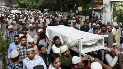 Kanpur Fire Incident fire on ground floor and lock on stairs to roof see photos