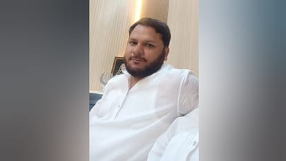 Kanpur Fire Incident fire on ground floor and lock on stairs to roof see photos