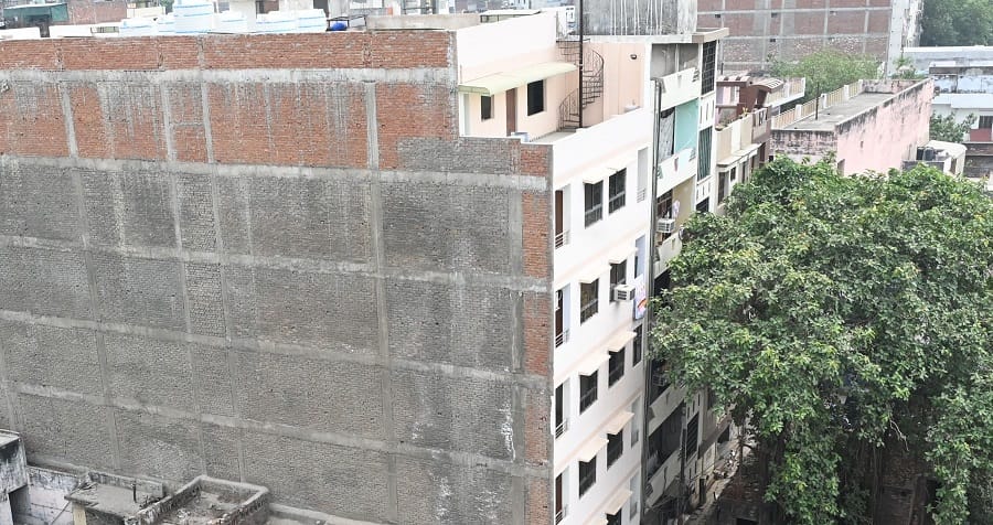 Kanpur Fire 240 illegal buildings have been built in the densely populated area deadly factories are running