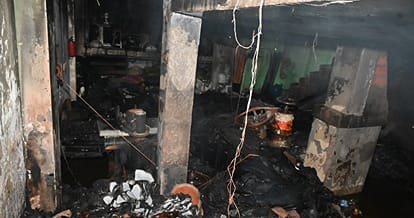Kanpur Fire Accident Kashif my brother there is a fire save my life Danish called twice in four minutes