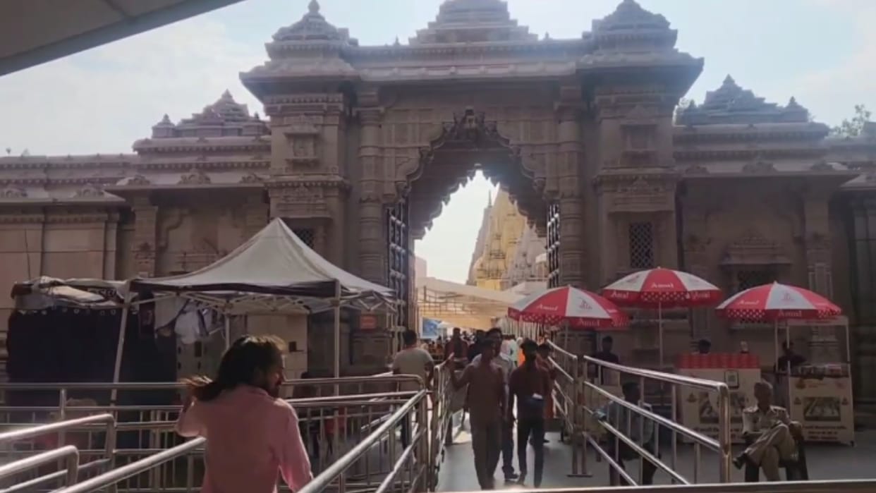 Postal department gift for Shiva devotees now order Kashi Vishwanath and Somnath temple prasad sitting home