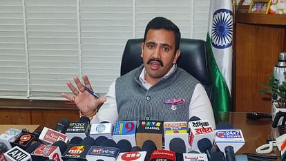 Vikramaditya Singh sought cooperation from panchayats and people for the construction of 1500 km of roads