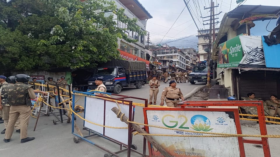 Protests continue after the incident of misdeed of a girl in Nainital