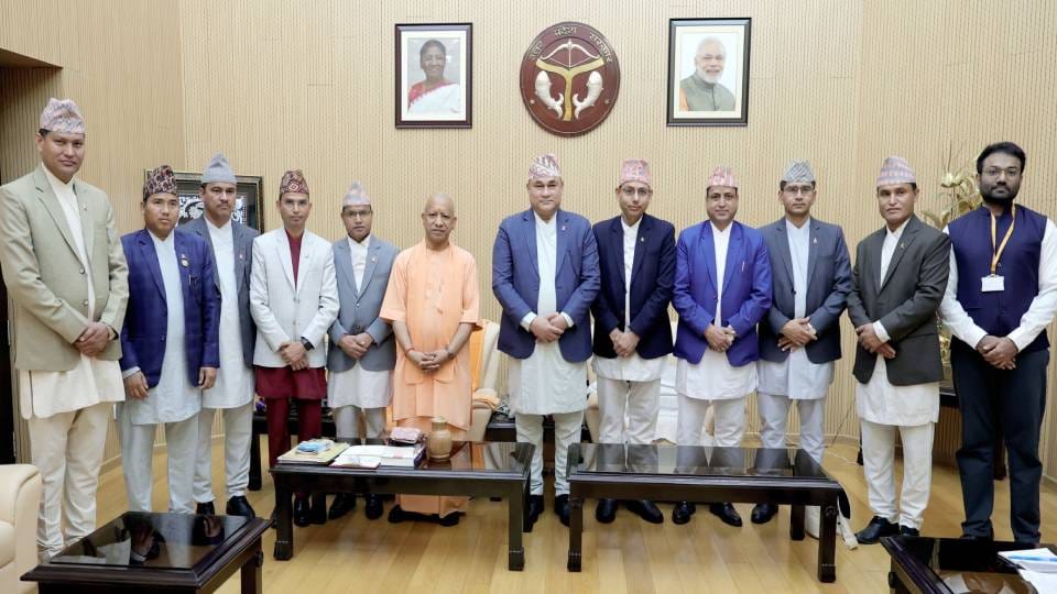 Discussion on strengthening trade and investment relations with Nepal delegation welcomed in Lucknow