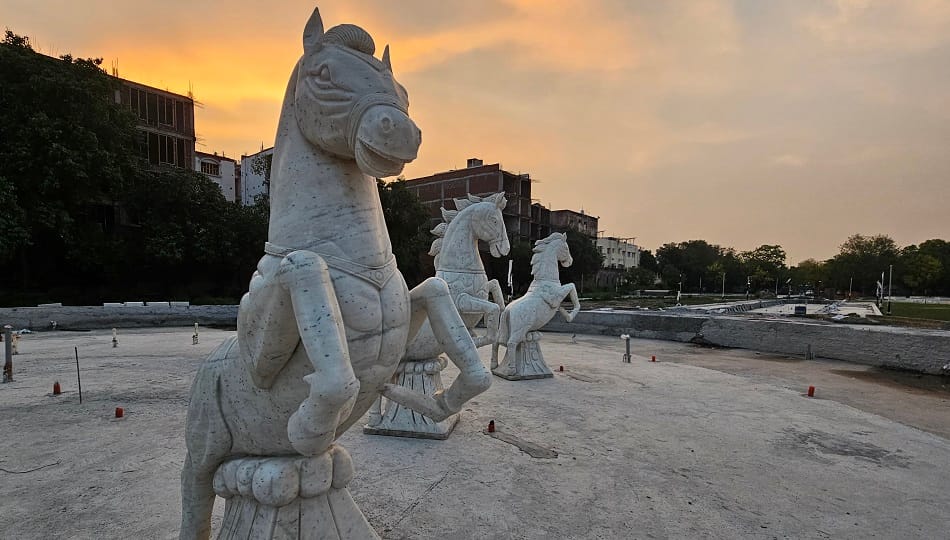 Historical parks behind Delhi Red Fort will be made attractive