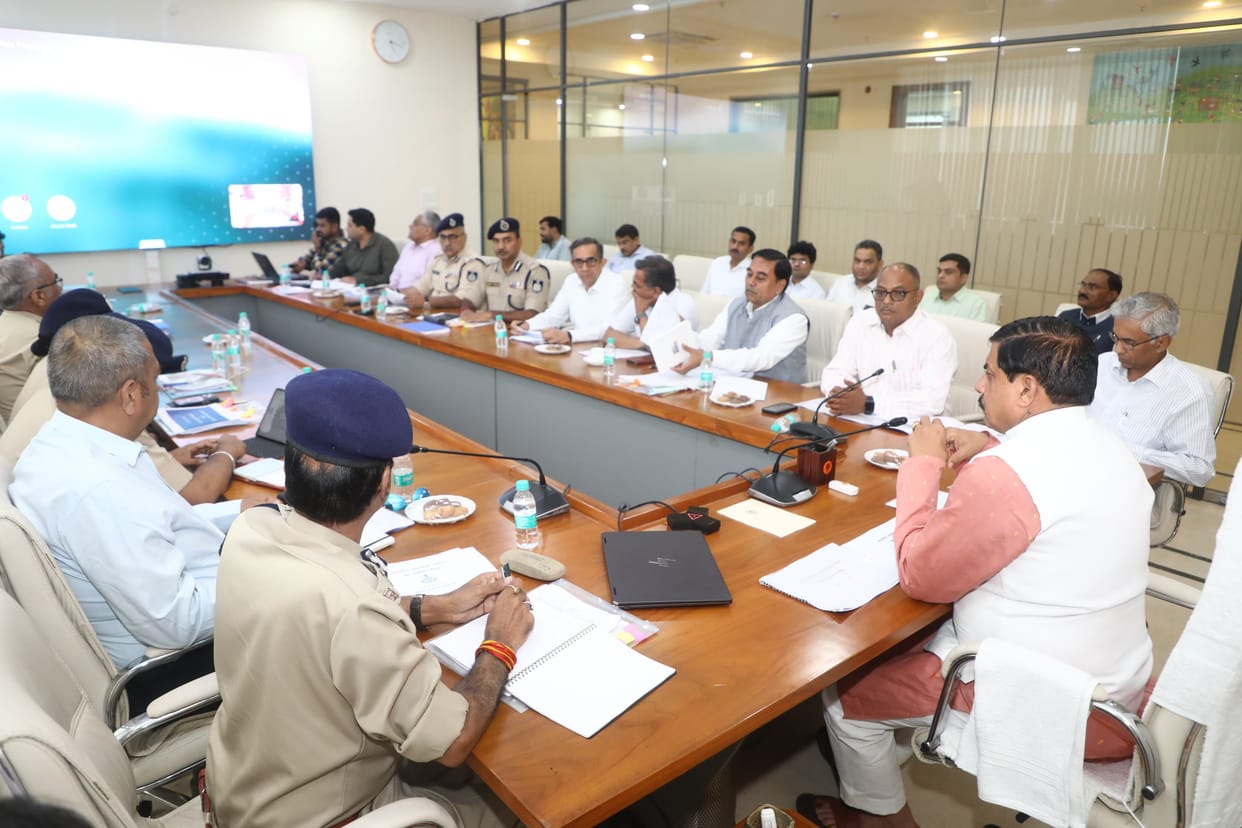 MP News: CM strict on love jihad case, said- police officers should take strict action on crimes, negligence w