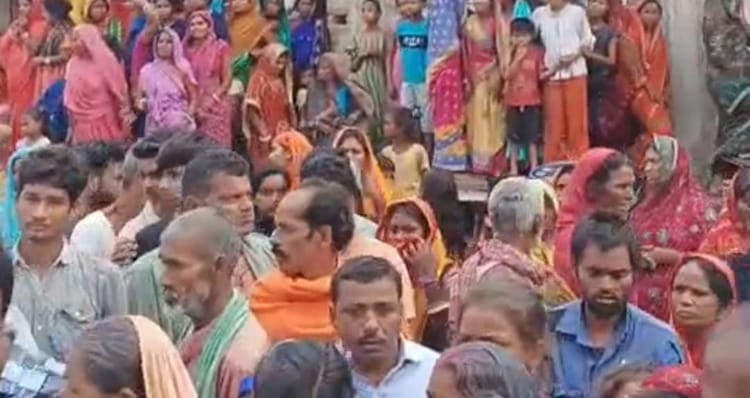 Bihar News: सड़क हादसे ने छीना परिवार का सहारा; लेबर कॉन्ट्रैक्टर की मौत, मचा कोहराम