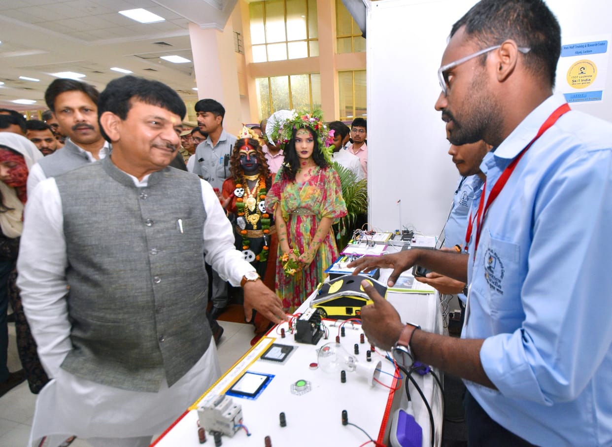 UP: Kapil Dev Agarwal said- We will increase skills of youth, will give a befitting reply to Pakistan; job op