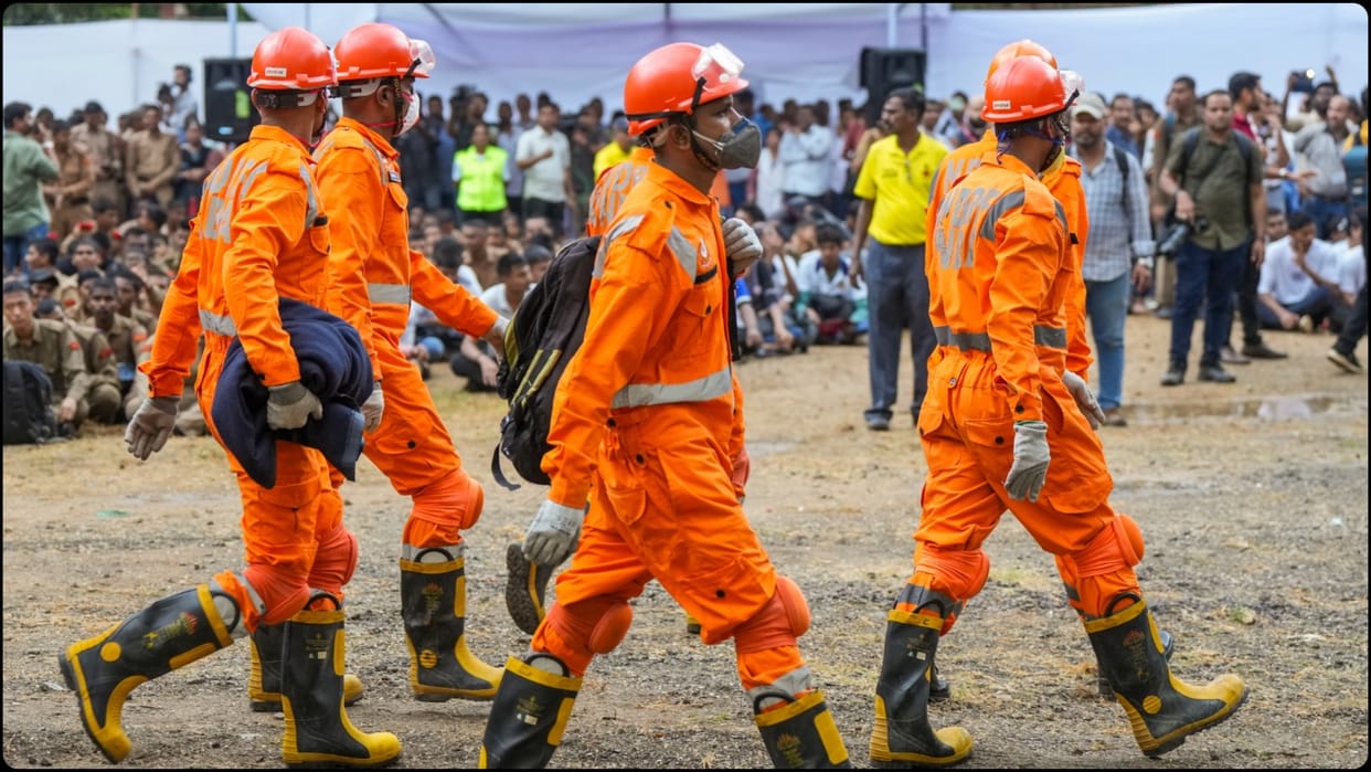 Drills to be conducted tomorrow evening in Gujarat Rajasthan Punjab Jammu Kashmir people asked to remain alert